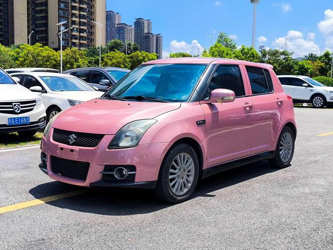 r1013951-suzuki-swift-2012_0