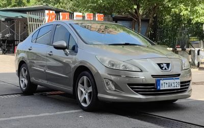 r1013988-peugeot-408-2012_0