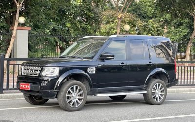 r1014006-land-rover-discovery-2016_0
