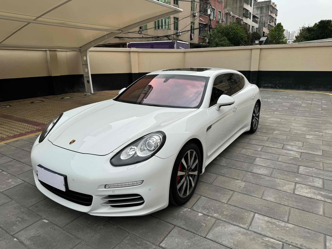 r1014029-porsche-panamera-2015_0