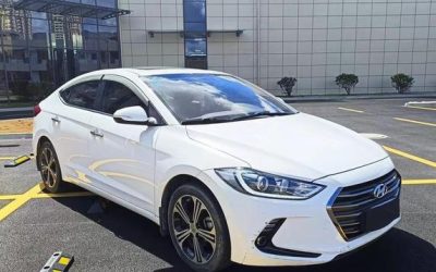 r1014053-hyundai-elantra-2018_0