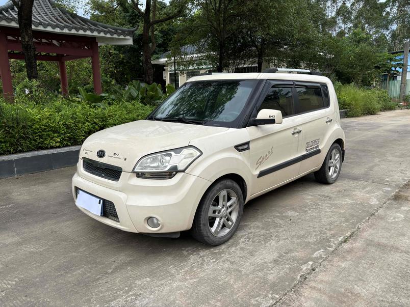 r1014062-kia-soul-2011_0