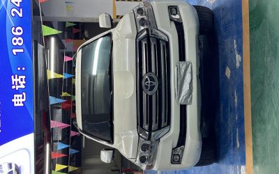 r1014092-toyota-land-cruiser-2015_0