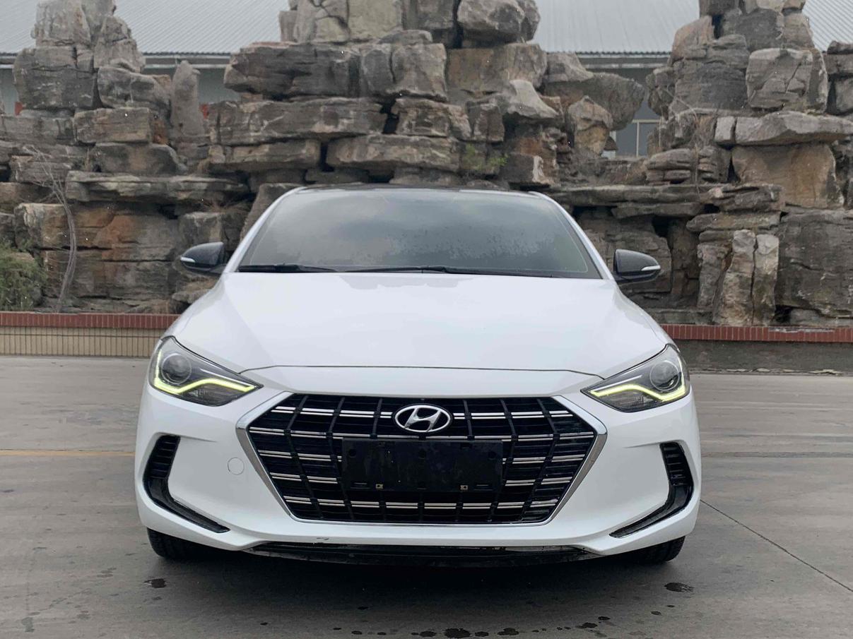 r1014165-hyundai-elantra-2020_0