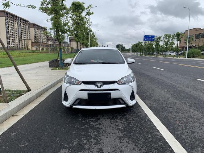 r1014205-toyota-yaris-l-2019_0