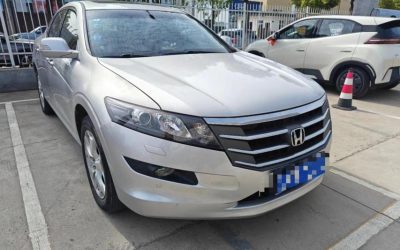 r1014233-honda-crosstour-2015_0