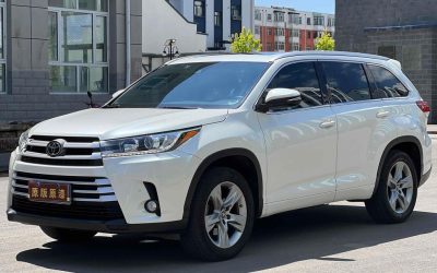 r1014234-toyota-highlander-2018_0