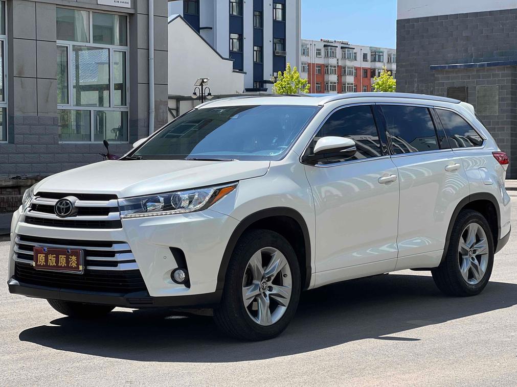 r1014234-toyota-highlander-2018_0