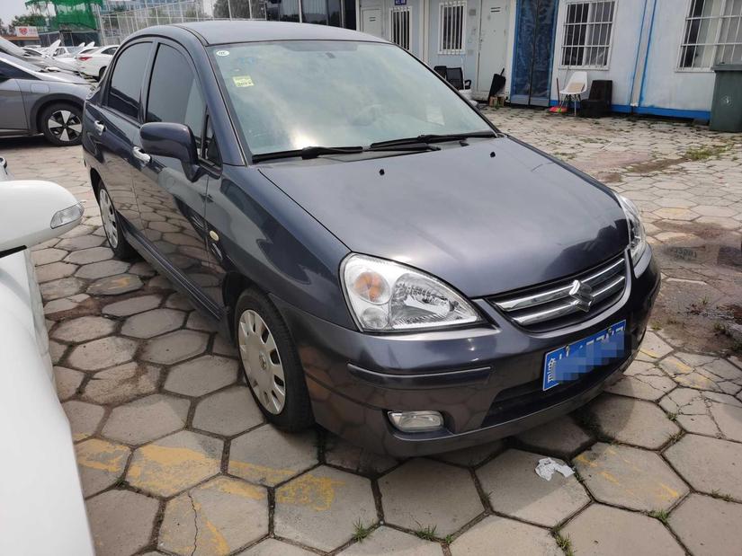 r1014245-suzuki-aerio-2011_0