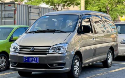r1014247-dongfeng-forthing-lingzhi-2015_0