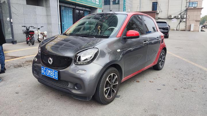 r1014252-smart-forfour-2017_0
