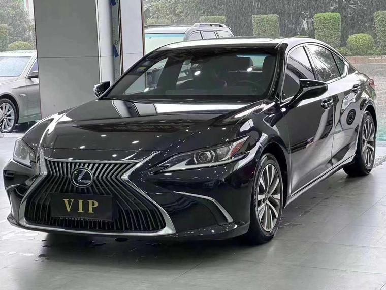 r1014283-lexus-es-2018_0