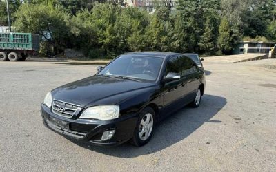 r1014378-hyundai-elantra-2012_0