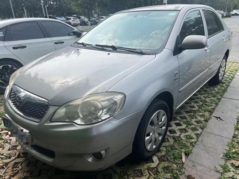 r1014390-toyota-corolla-2011_0