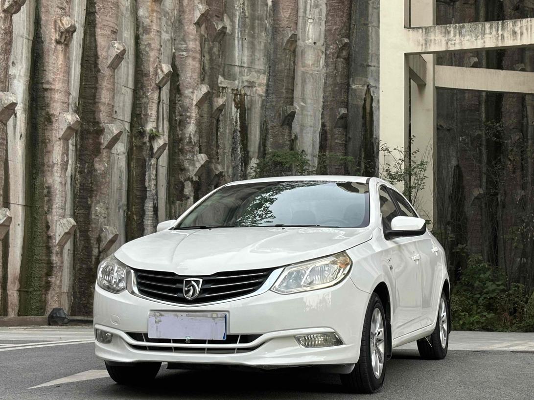 r1014448-baojun-630-2014_0