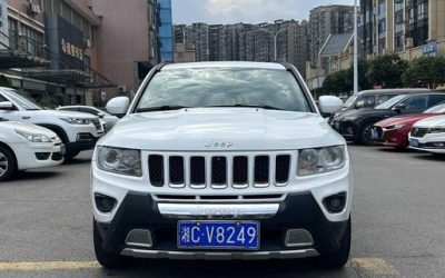 r1014541-jeep-compass-2014_0