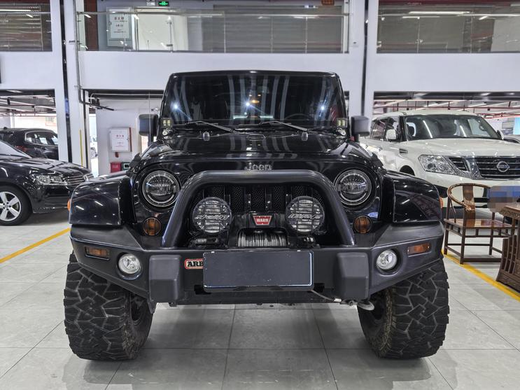 r1014566-jeep-wrangler-2013_0