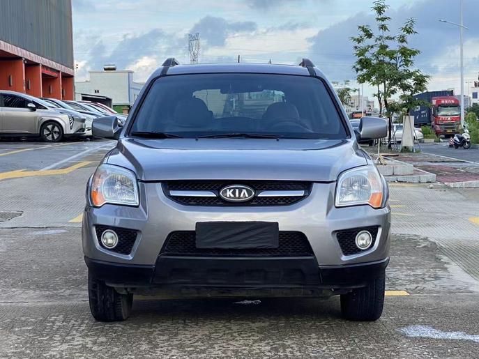 r1014596-kia-sportage-2010_0