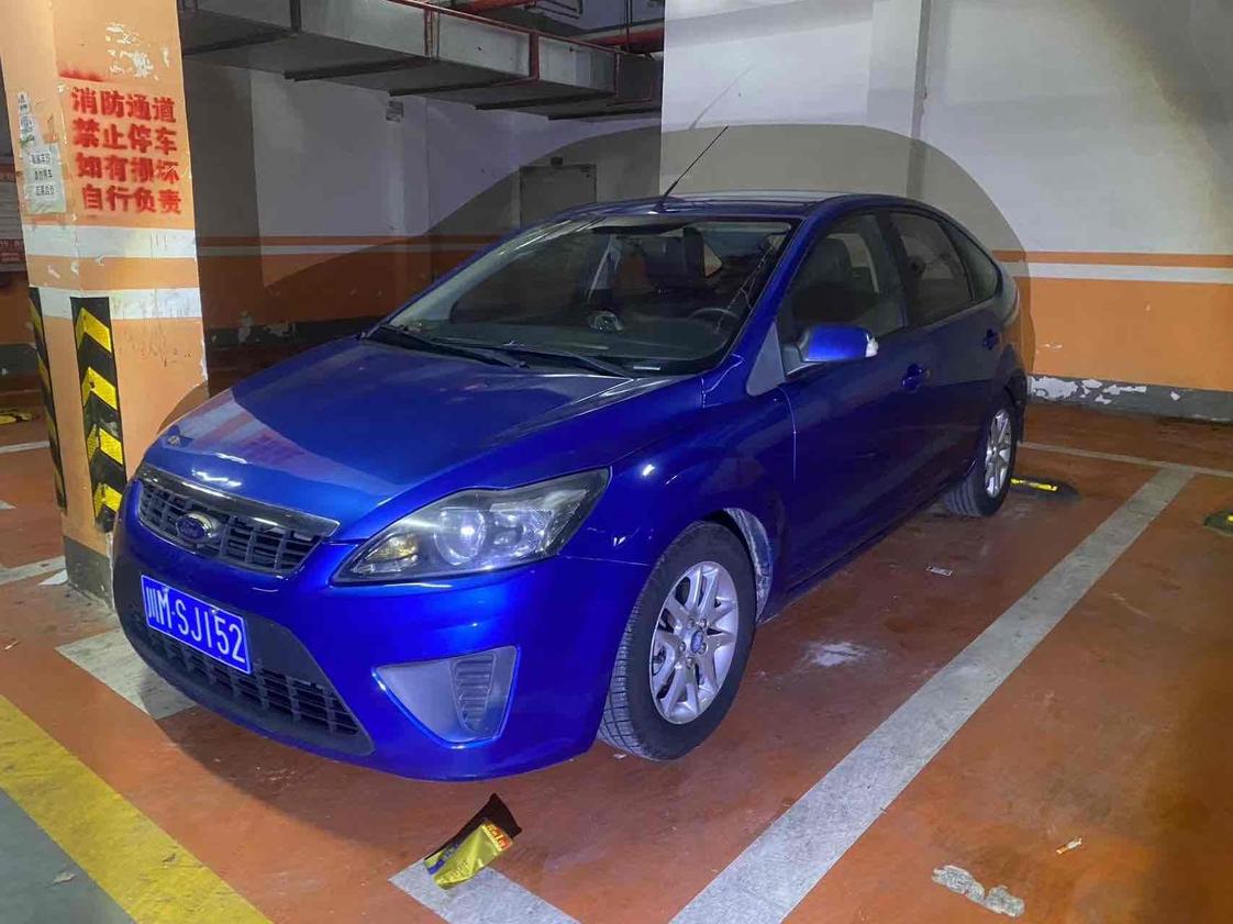 r1014609-ford-focus-2012_0