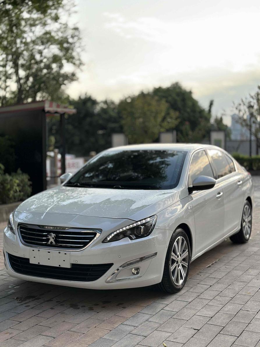r1014636-peugeot-408-2017_0