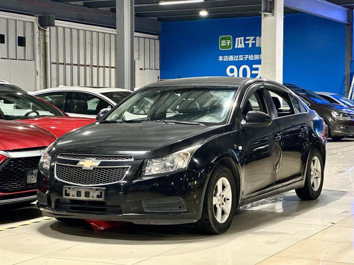 r1014643-chevrolet-cruze-2013_0