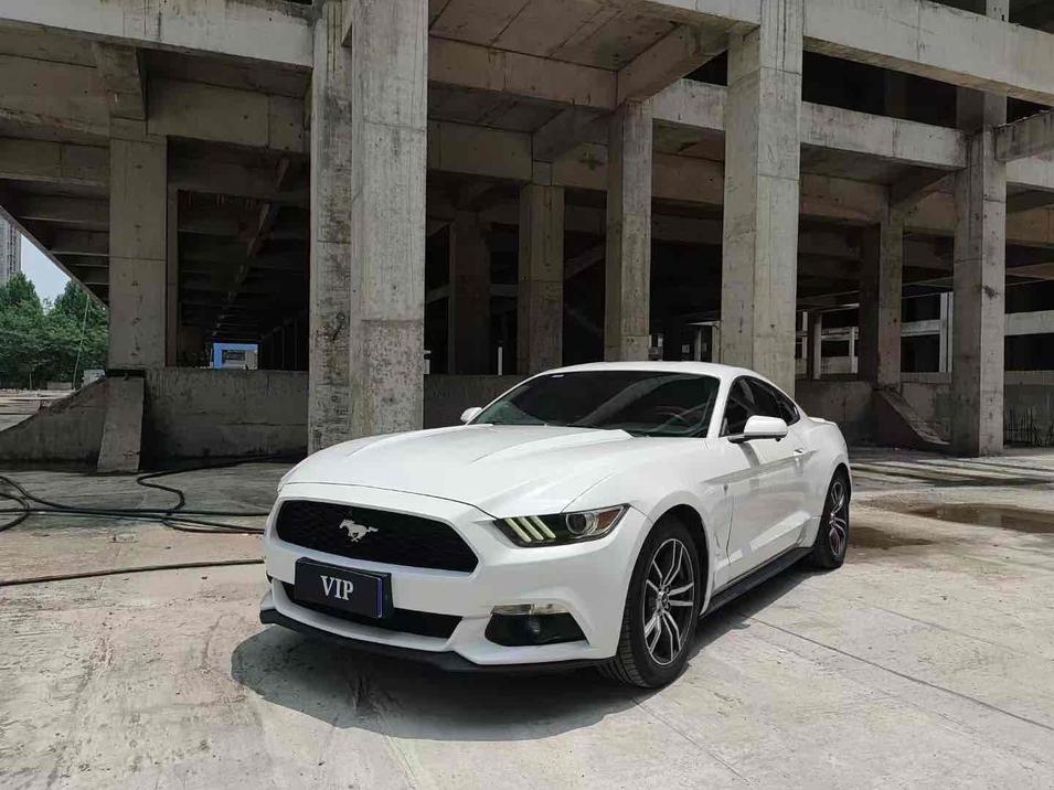 r1014657-ford-mustang-2017_0