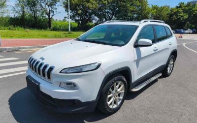 r1014662-jeep-cherokee-2016_0