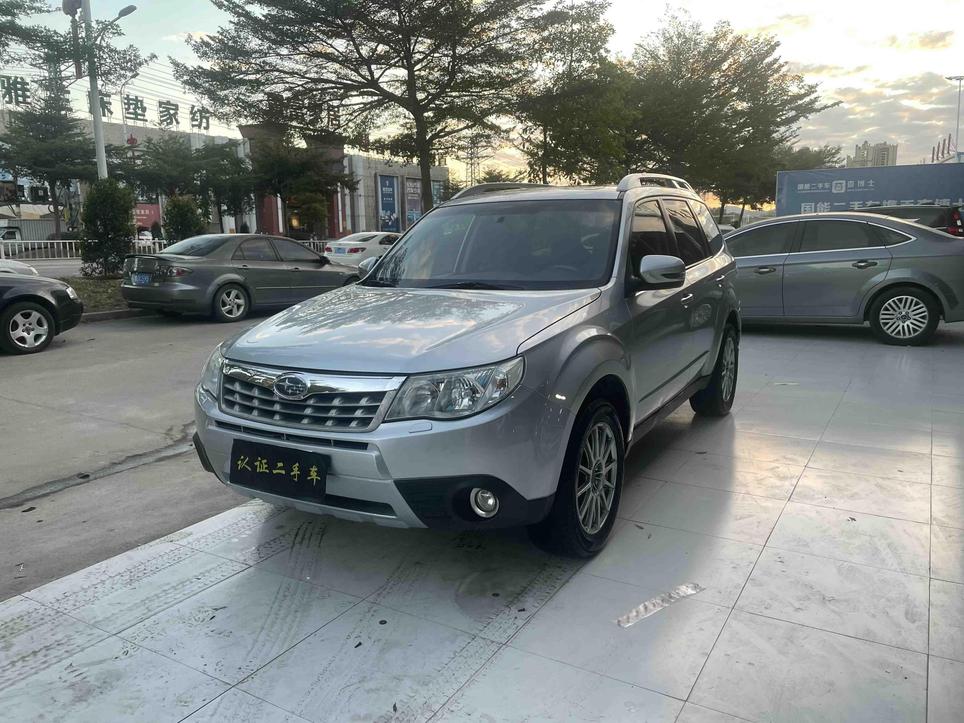 r1014666-subaru-forester-2012_0