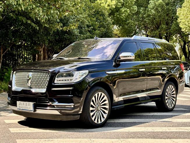 r1014686-lincoln-navigator-2019_0