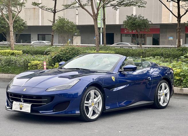 r1014743-ferrari-portofino-2019_0