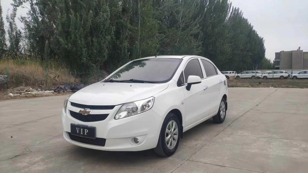 r1014790-chevrolet-sail-2015_0