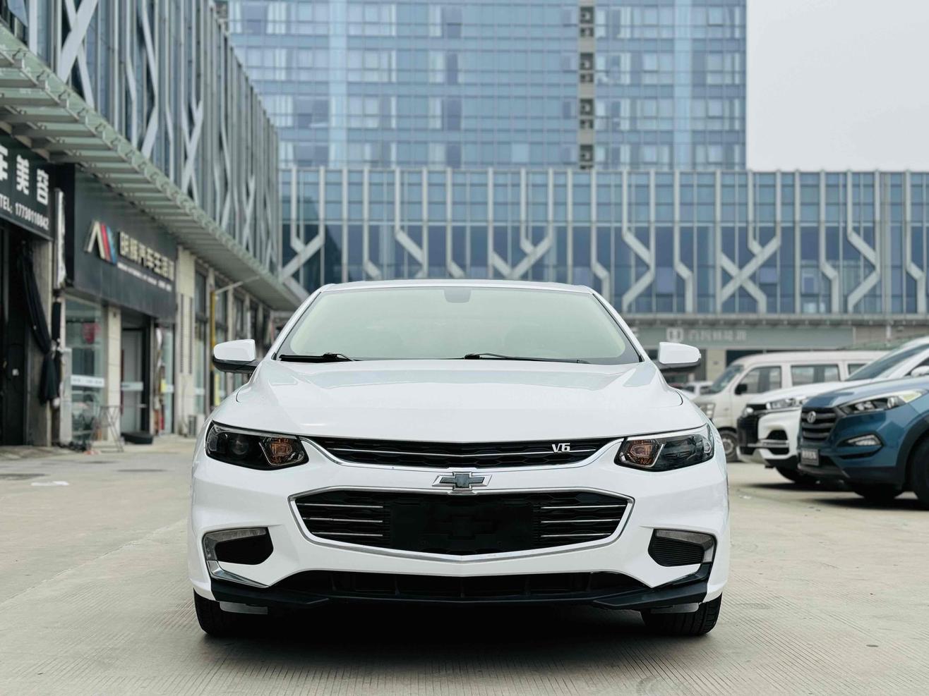 r1014799-chevrolet-malibu-xl-2017_0