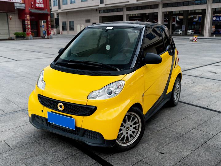 r1014895-smart-fortwo-2014_0