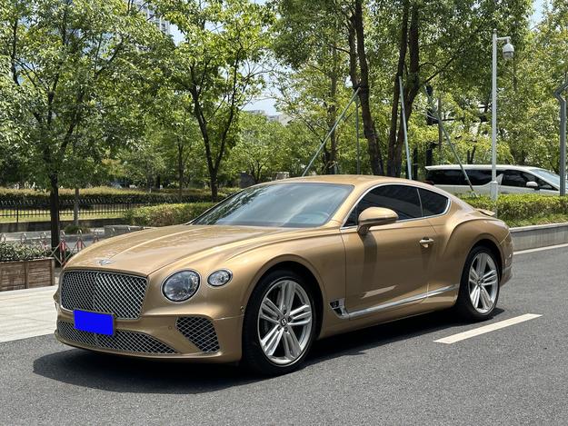 r1014917-bentley-continental-2020_0