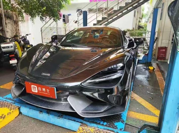 r1014920-mclaren-720s-2018_0