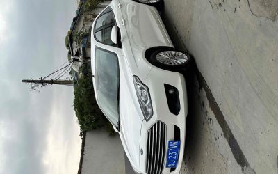 r1014927-ford-escort-2015_0
