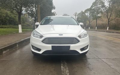 r1014945-ford-focus-2016_0