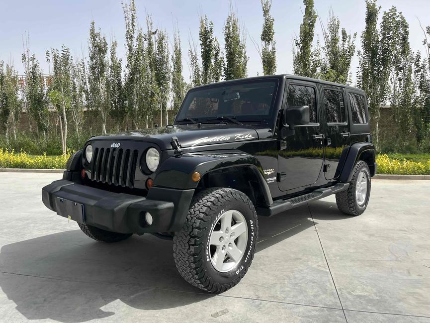 r1014950-jeep-wrangler-2013_0