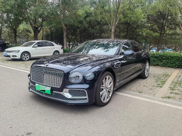 r1014968-bentley-flying-spur-2023_0