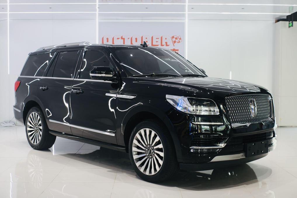 r1014970-lincoln-navigator-2020_0