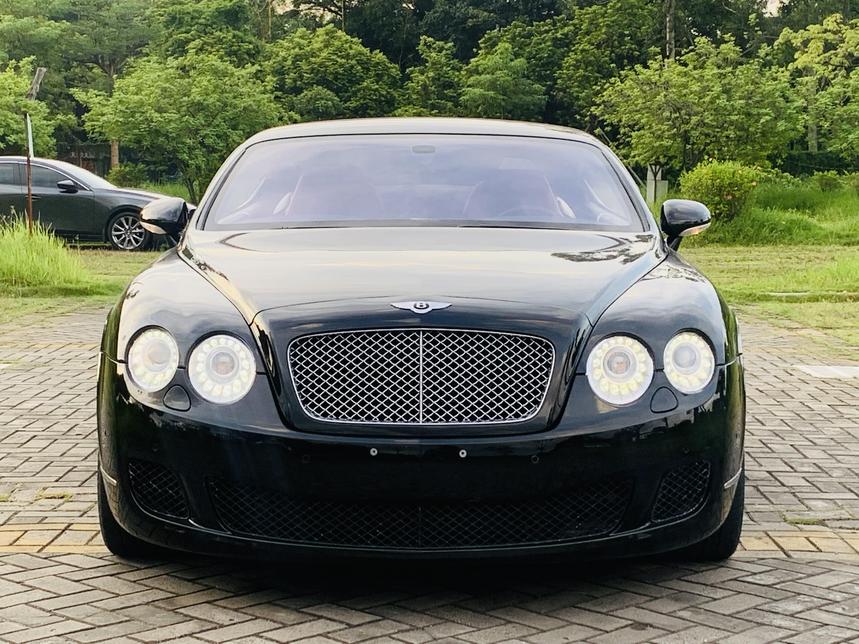 r1014999-bentley-continental-2010_0