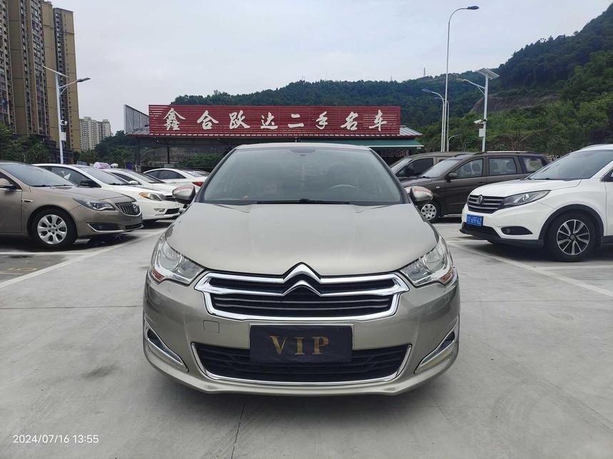 r1015001-citroen-c4l-2014_0