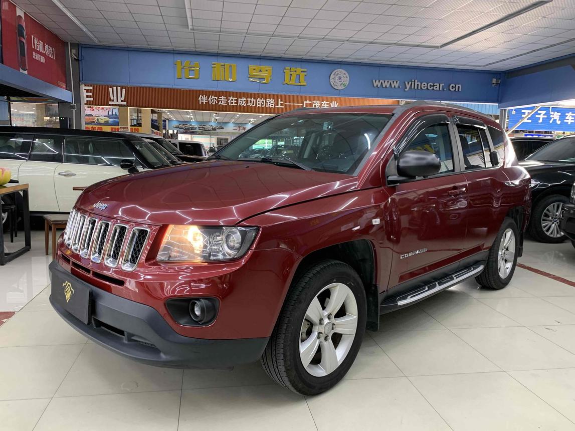 r1015012-jeep-compass-2014_0