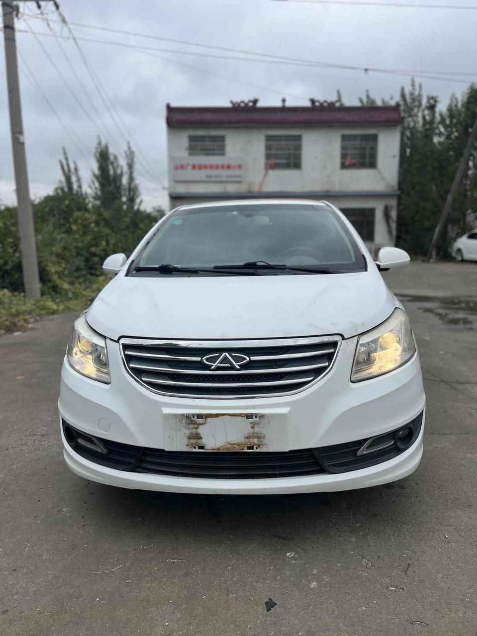 r1015056-chery-e5-2014_0