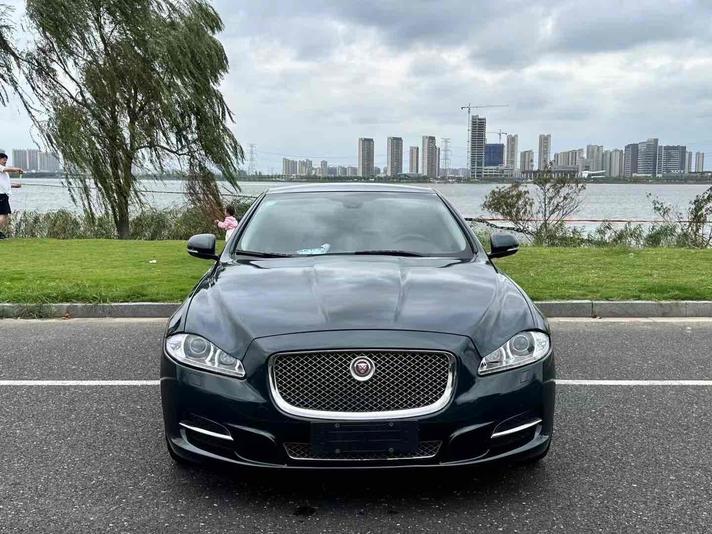 r1015089-jaguar-xj-2014_0