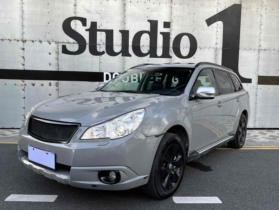 r1015120-subaru-outback-2011_0