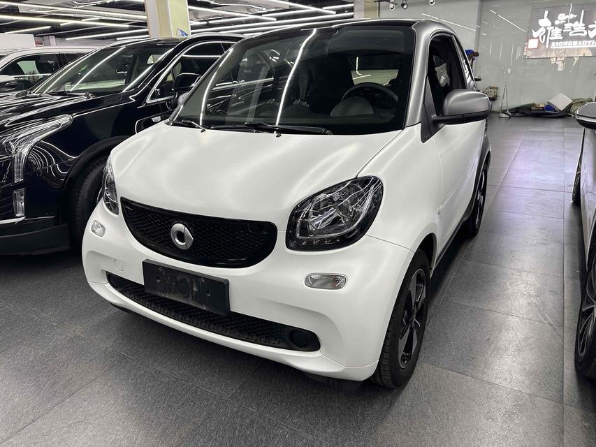 r1015132-smart-fortwo-2018_0