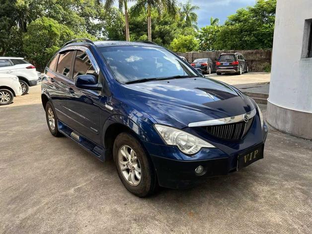 r1015142-ssangyong-actyon-2011_0