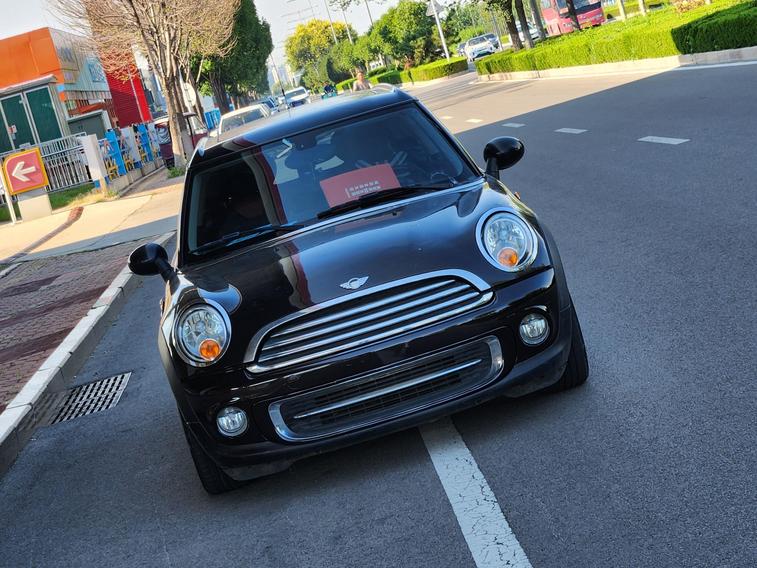 r1015151-mini-clubman-2014_0