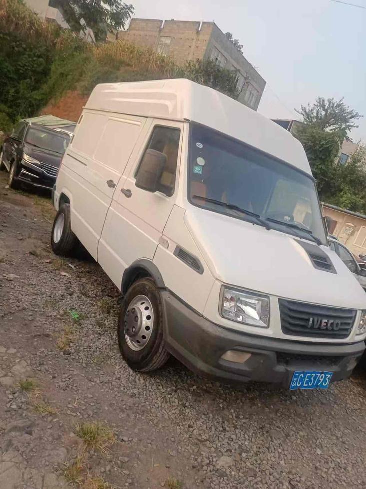r1015236-naveco-deyi-2019_0